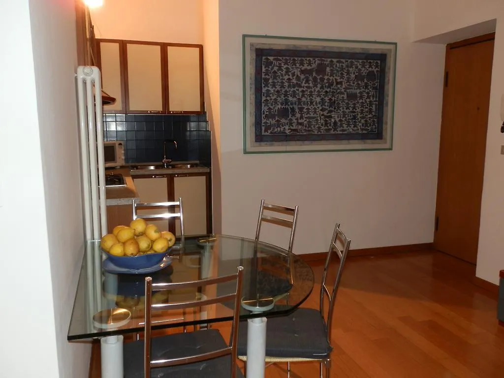 Apartment Il Nido Di Emma Hotel Verona Italy